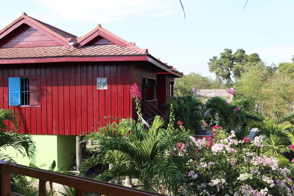 Khmer House Bungalow Hotel Kep Exterior photo