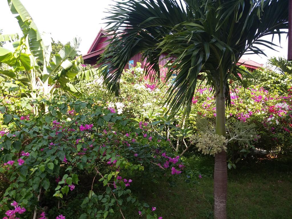 Khmer House Bungalow Hotel Kep Exterior photo