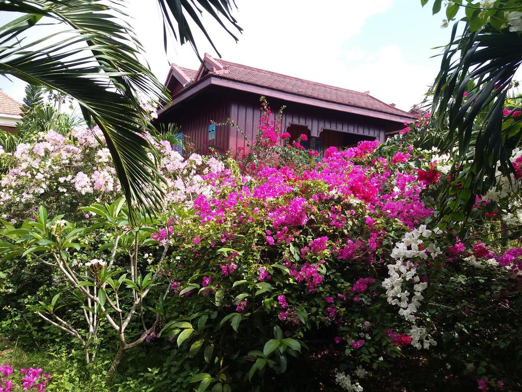 Khmer House Bungalow Hotel Kep Exterior photo